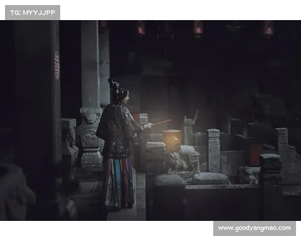 桃花纷飞，执笔书天赐